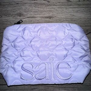 SAIE BEAUTY The Quilted Cosmetic Bag
